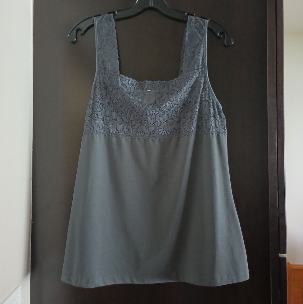 Lace Detail Sleeveless Top